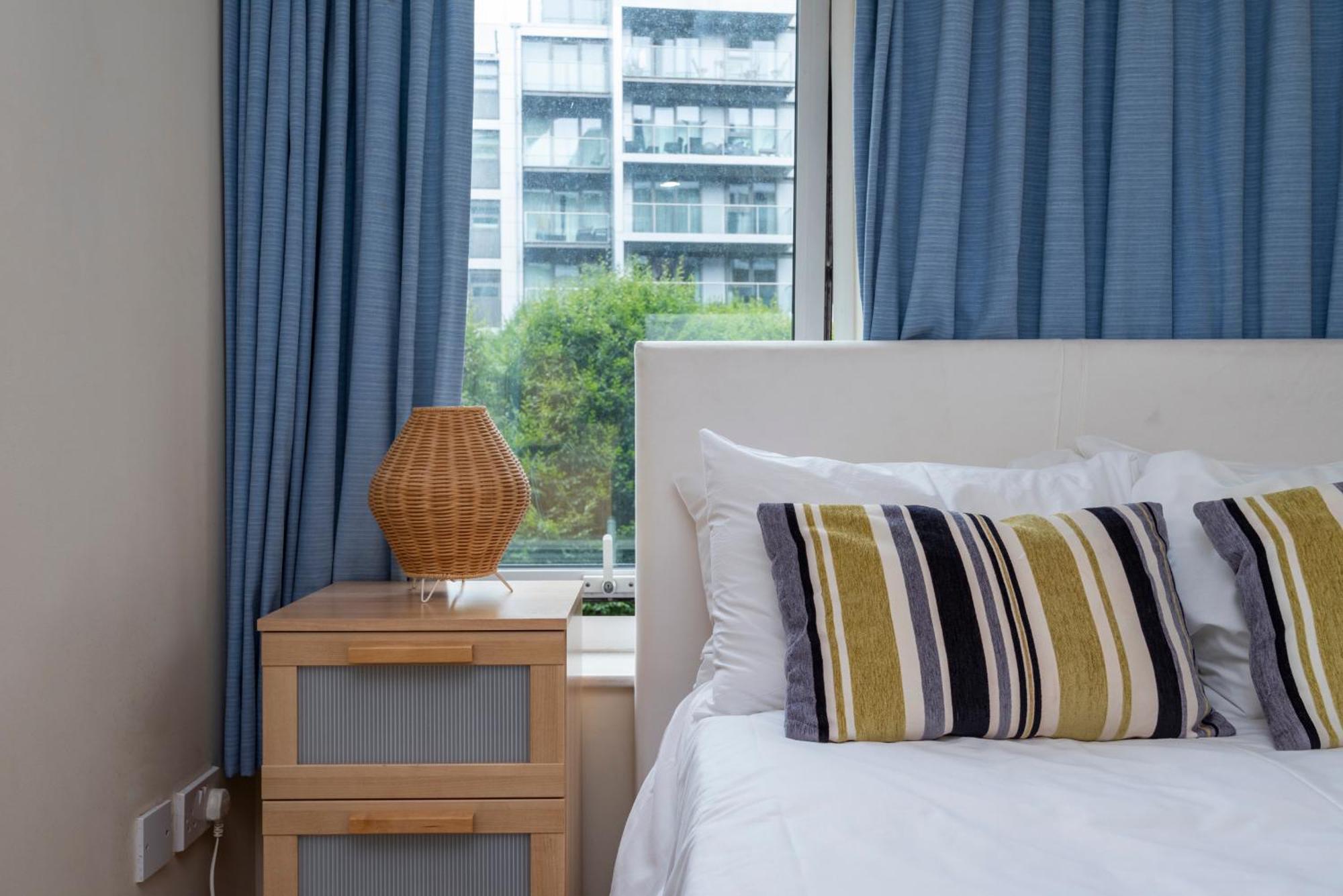 Battersea Power Station Apartment 런던 외부 사진